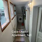 Casa Charlot *