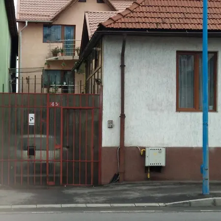 Casa Charlot 아파트 *